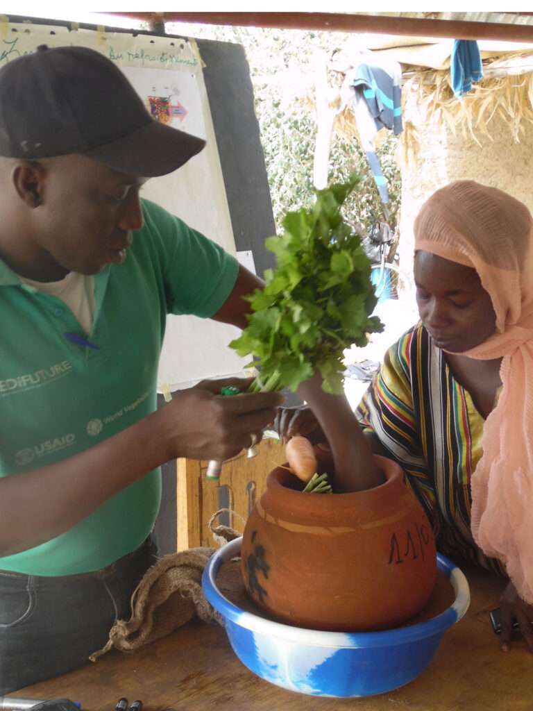 Can clay keep things cold? Can clay keep things cold?