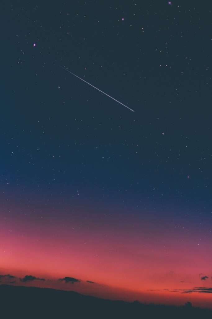 Maximizing Space And Comfort In Your Off-the-Grid Shed House