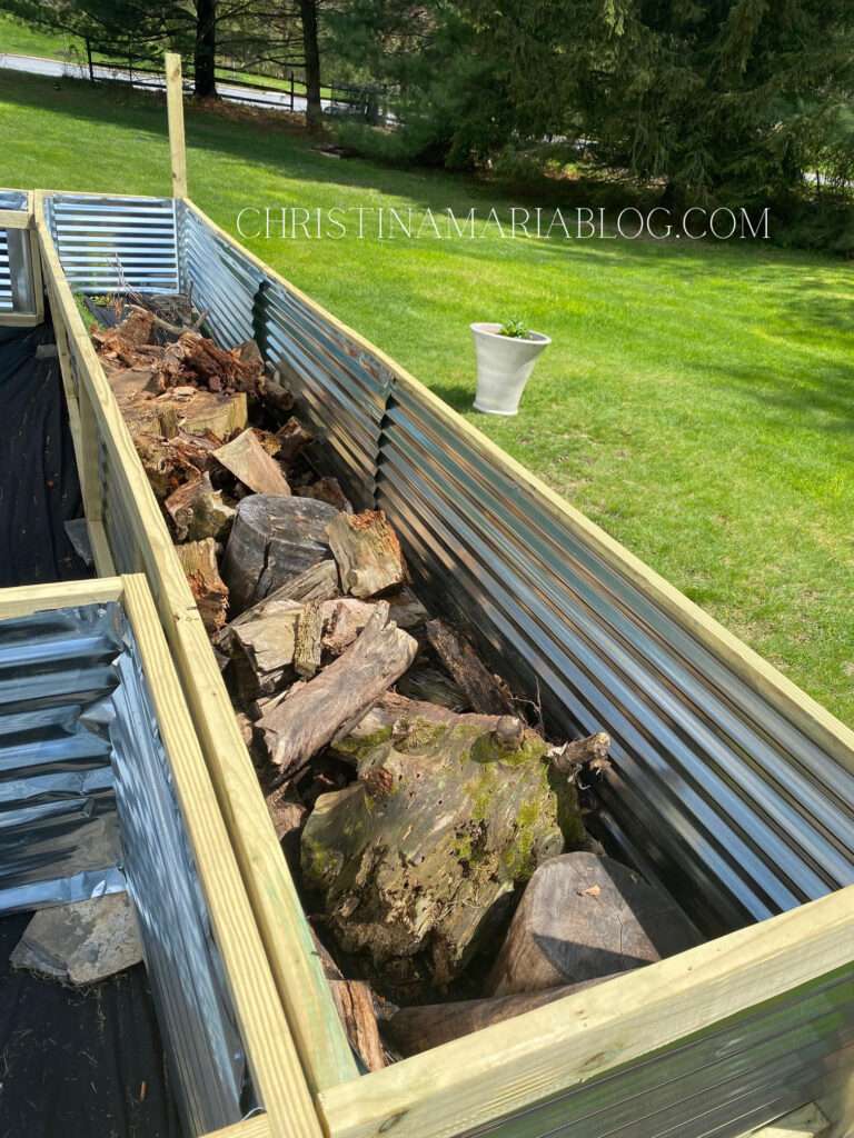 Pros and Cons of Filling a Raised Bed to the Top Pros and Cons of Filling a Raised Bed to the Top