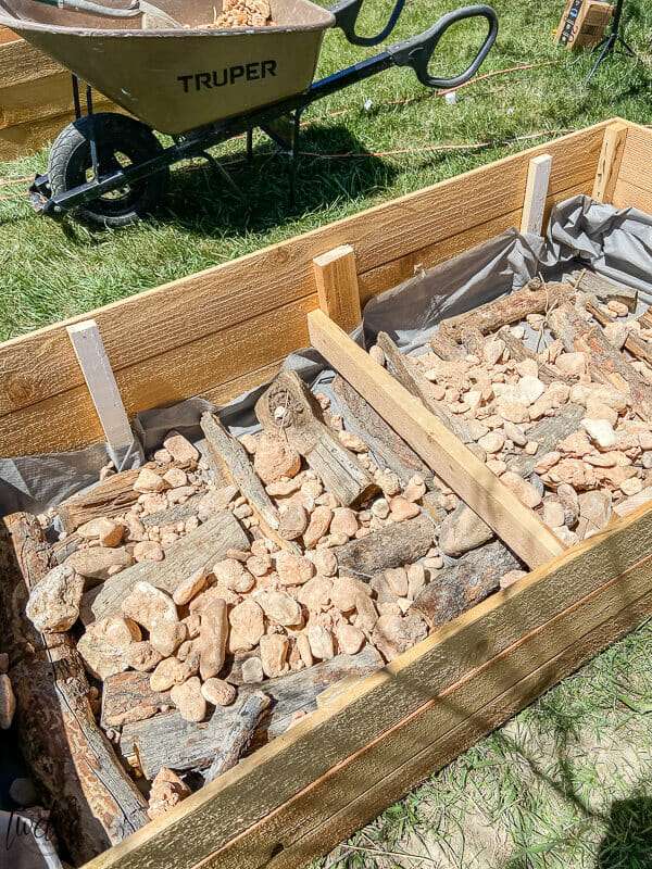 Tips for Filling the Bottom of a Raised Garden Bed Tips for Filling the Bottom of a Raised Garden Bed