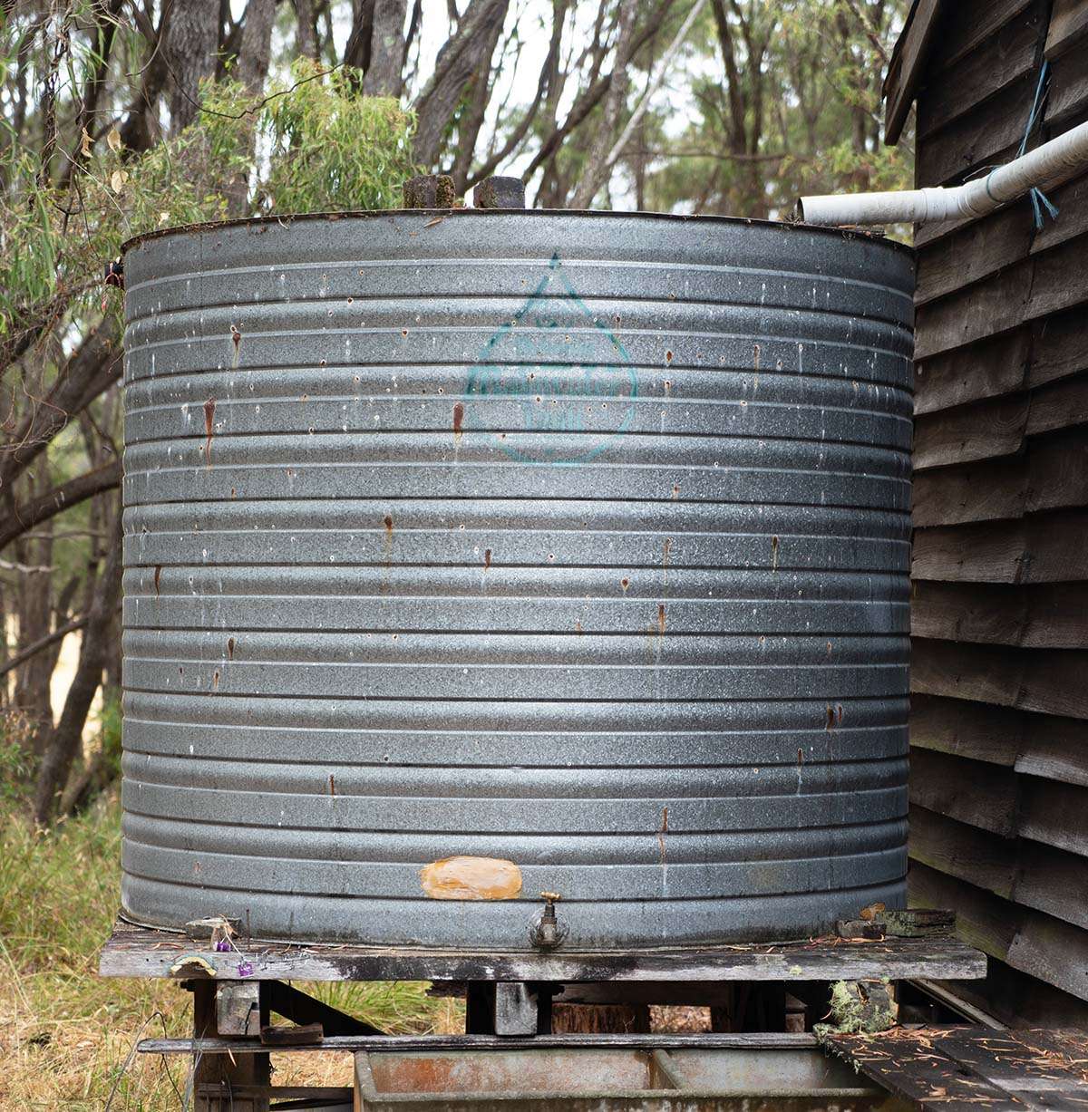 Living Off-Grid in Virginia: Legal Provisions and Rainwater Harvesting Living Off-Grid in Virginia: Legal Provisions and Rainwater Harvesting