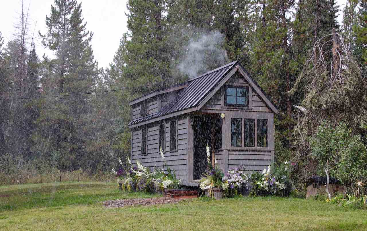 Living Off the Grid: Legalities and Regulations Around the World Living Off the Grid: Legalities and Regulations Around the World