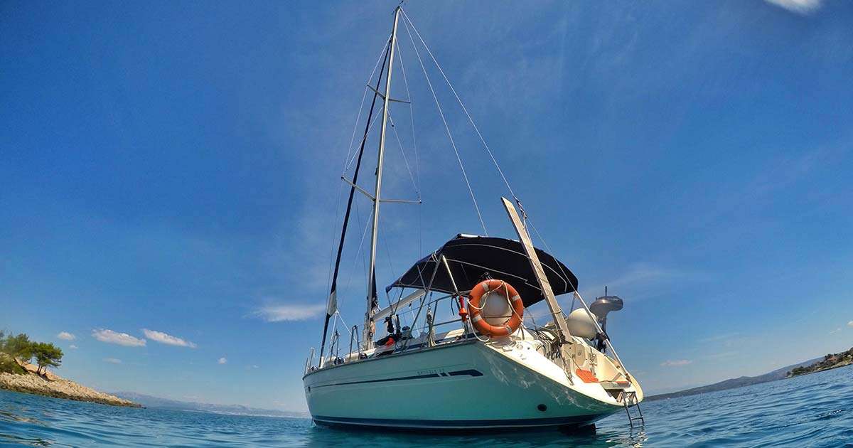 Living off the grid: Unique challenges of boat living Living off the grid: Unique challenges of boat living