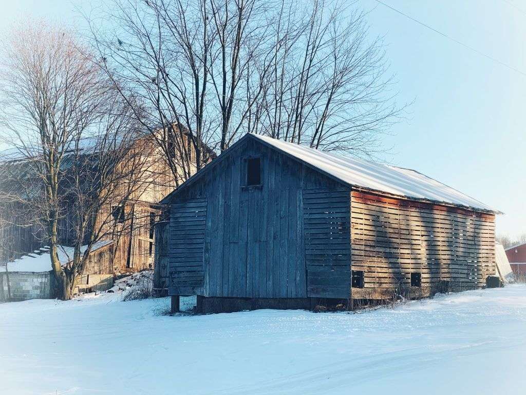 Michigan: A Good State for Off-Grid Living Despite Harsh Winters Michigan: A Good State for Off-Grid Living Despite Harsh Winters