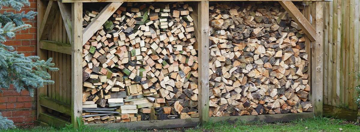 Storing Firewood Outside: Precautions for Winter Heating Storing Firewood Outside: Precautions for Winter Heating